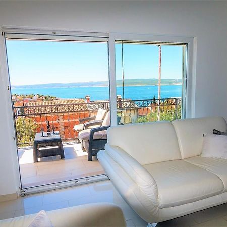 Holiday House Queens With Sea View Селце Экстерьер фото